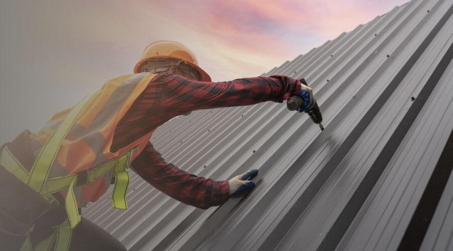 Professional gutter cleaning in Wilsonville, OR